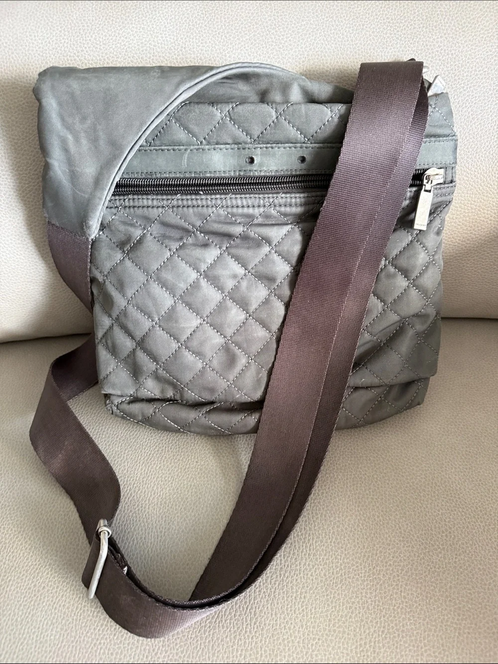 Quilted Crossbody Messenger Bag in Gray